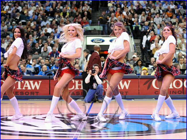 dallas mavericks dancers calendar 2011. 13, 2010: Mavericks dancers