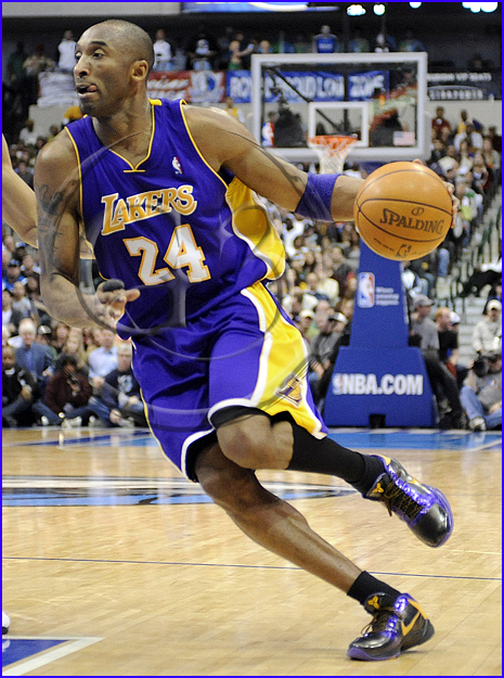 Los Angeles Lakers guard Kobe Bryant #24