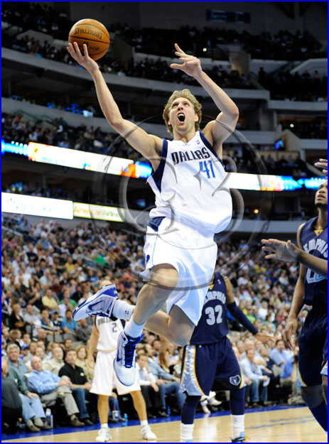 7 Dallas Mavericks forward Dirk Nowitzki #41