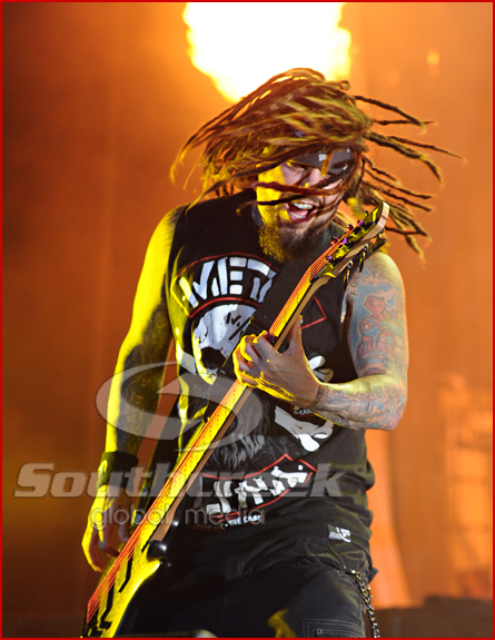 korn7 KoЯn at the Mayhem Festival in Dallas, TX 2010