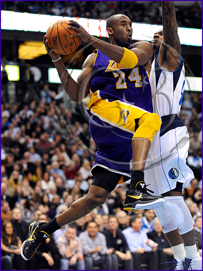 9 Dallas Mavericks v Los Angeles Lakers Kobe Bryant