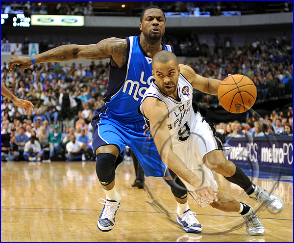 NBA: MAR 18 Spurs at Mavericks San Antonio Spurs vs Dallas Mavericks Tony Parker