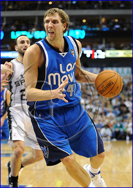 NBA: MAR 18 Spurs at Mavericks San Antonio Spurs vs Dallas Mavericks Dirk Nowitzki