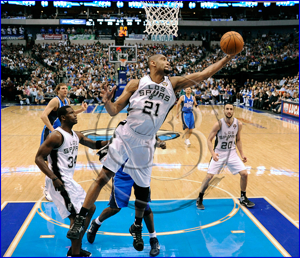 NBA: MAR 18 Spurs at Mavericks