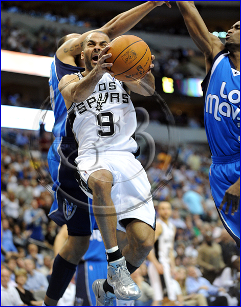 NBA: Spurs vs Mavericks MAR 18 San Antonio Spurs vs Dallas Mavericks TONY PARKER