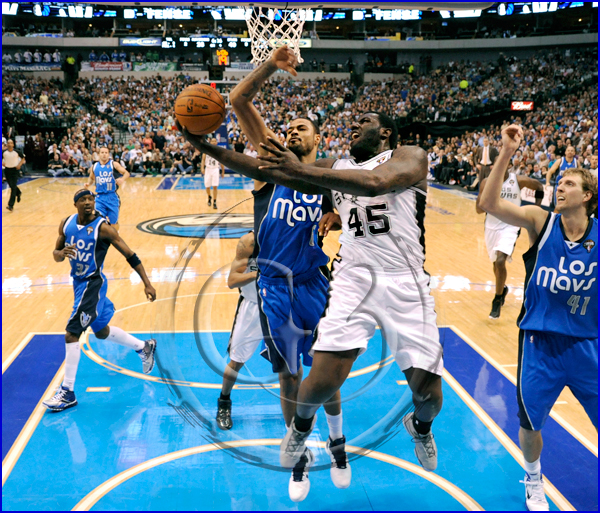 NBA: MAR 18 Spurs at Mavericks San Antonio Spurs vs Dallas Mavericks