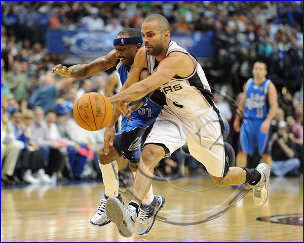 NBA: MAR 18 Spurs at Mavericks San Antonio Spurs vs Dallas Mavericks