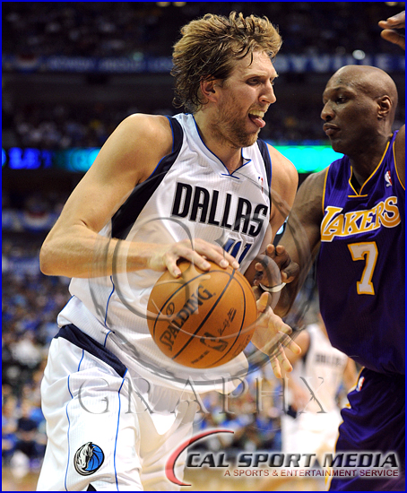 NBA 2011: Western Conference Playoffs Lakers vs Mavericks MAY 08 Los Angeles Lakers v Dallas Mavericks Playoffs Dirk Nowitzki #41