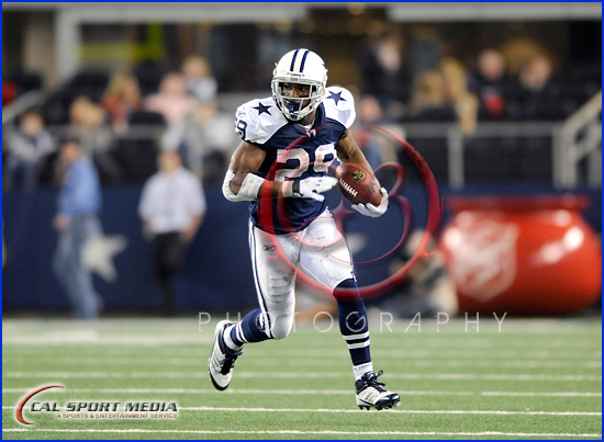 NFL 2011: Dolphins vs Cowboys NOV 24 Miami Dolphins vs Dallas Cowboys Thanksgiving Day