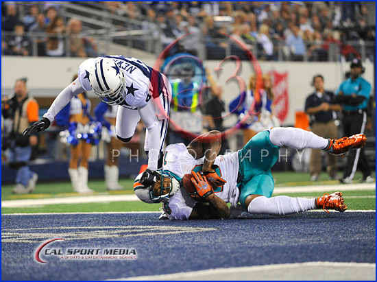 NFL 2011: Dolphins vs Cowboys NOV 24 Miami Dolphins vs Dallas Cowboys Thanksgiving Day