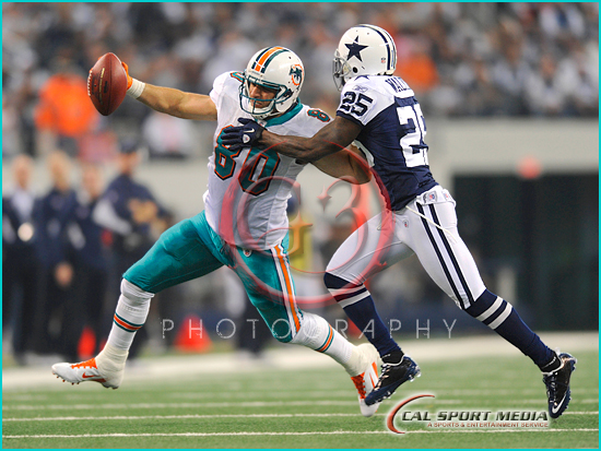 NFL 2011: Dolphins vs Cowboys NOV 24 Miami Dolphins vs Dallas Cowboys Thanksgiving Day