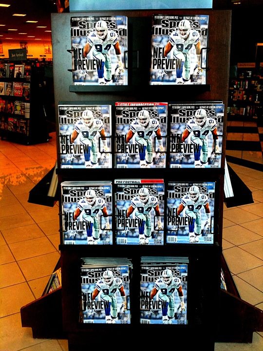 SI_Cover_on_NWS_Stand Sports Illustrated NFL Preview 2011