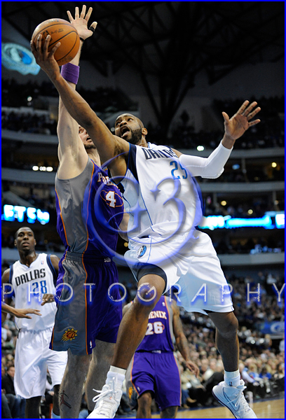NBA 2012: Suns vs Mavericks JAN 04 NBA 2012: Phoenix Suns vs Dallas Mavericks JAN 04 Vince Carter