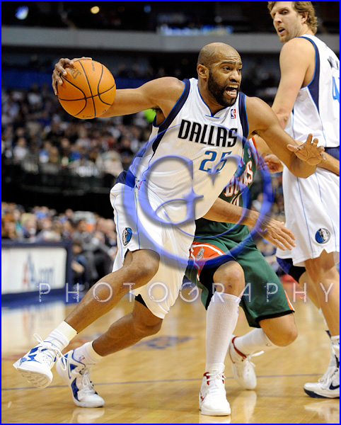 NBA 2012: Bucks vs Mavericks JAN 13 NBA Milwaukee Bucks vs Dallas Mavericks JAN 13 Vince Carter
