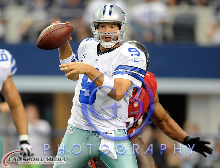 NFL: Tampa Bay Buccaneers vs Dallas Cowboys NFL: Tampa Bay Buccaneers vs Dallas Cowboys Tony Romo