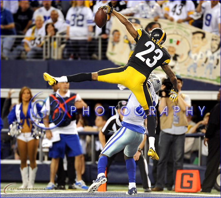 NFL 2011: Steelers vs Cowboys DEC 16